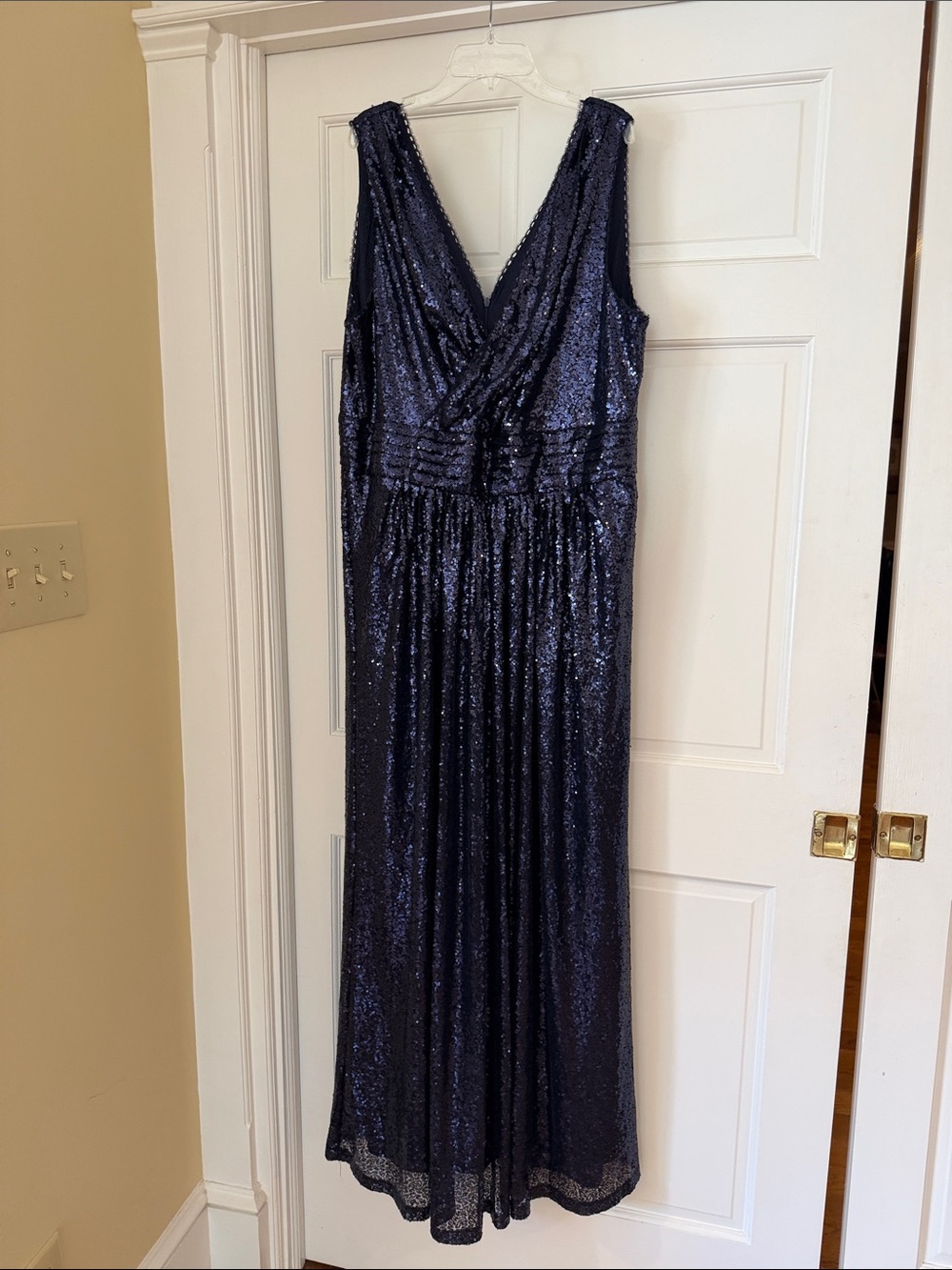 Kate Kasin Dark Blue Sequin Gown. Size 18W. New. - Picture 17 of 17